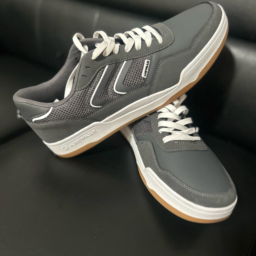 NWT Airwalk Gray Skate Sneakers Men’s Size 13 Streetwear Casual Shoes
